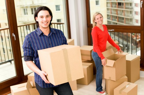 Packing and loading help for a house move in Yiewsley
